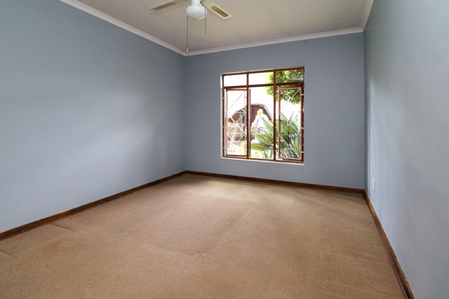 3 Bedroom Property for Sale in Flamwood North West